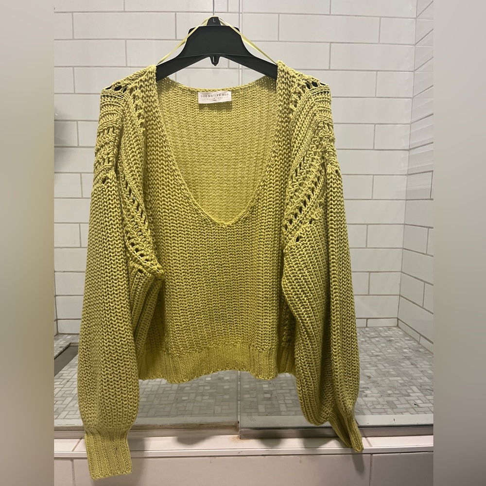 Native Daughters lime sweater. Size large. Never worn